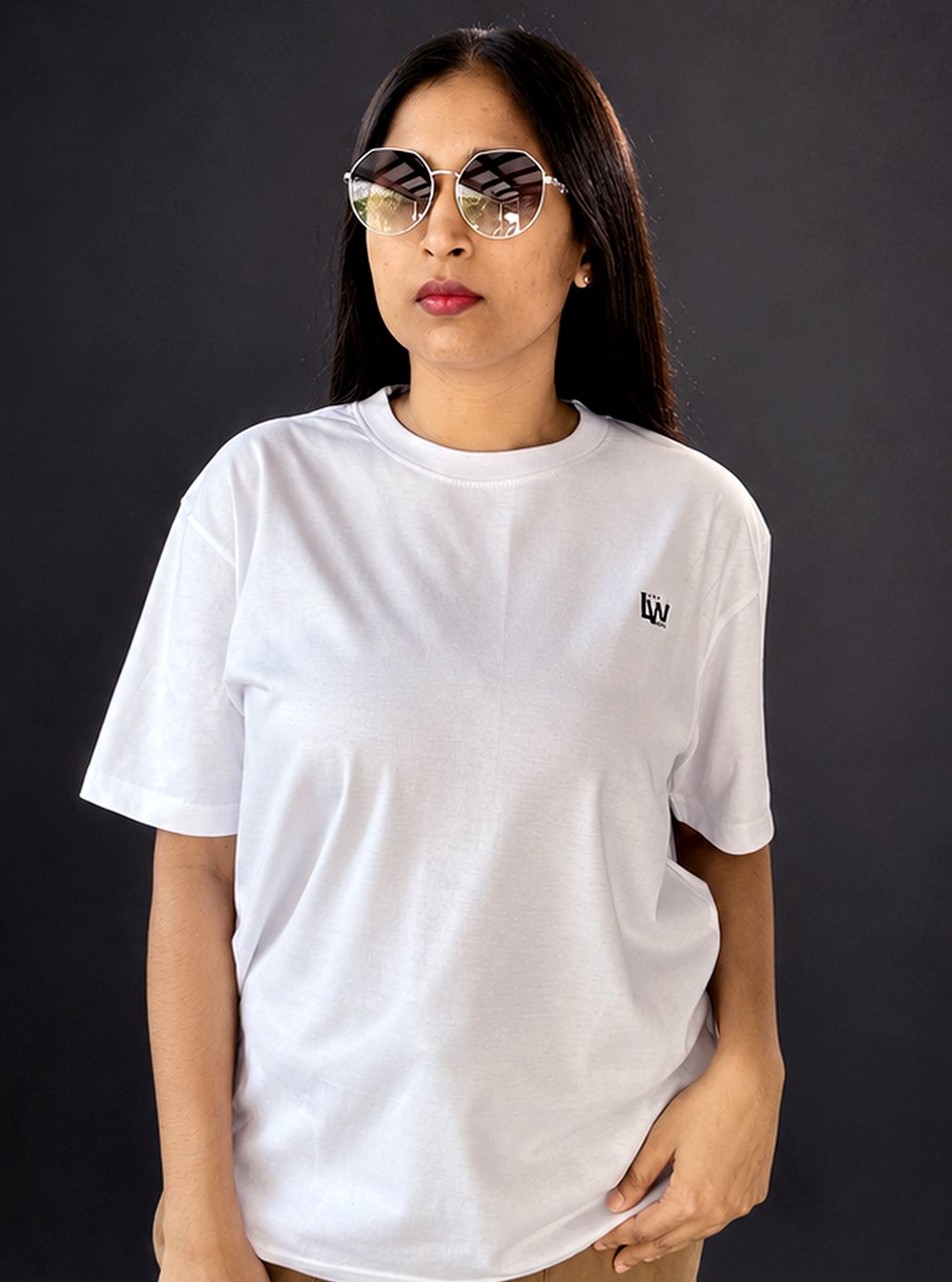 White Plain T-Shirt by Leos Wear